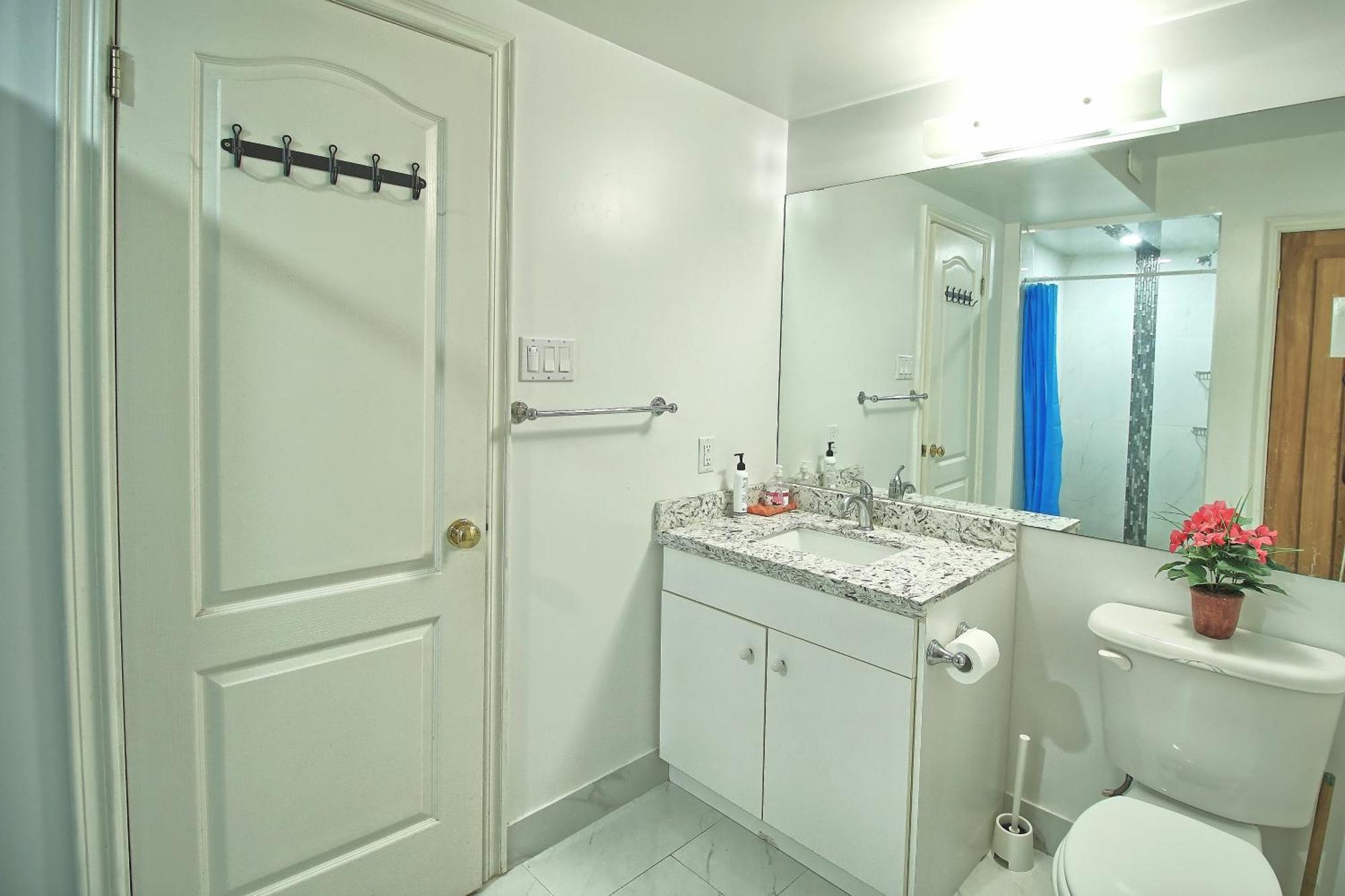 Homestay Private Bathroom And A Free Parking Vaughan