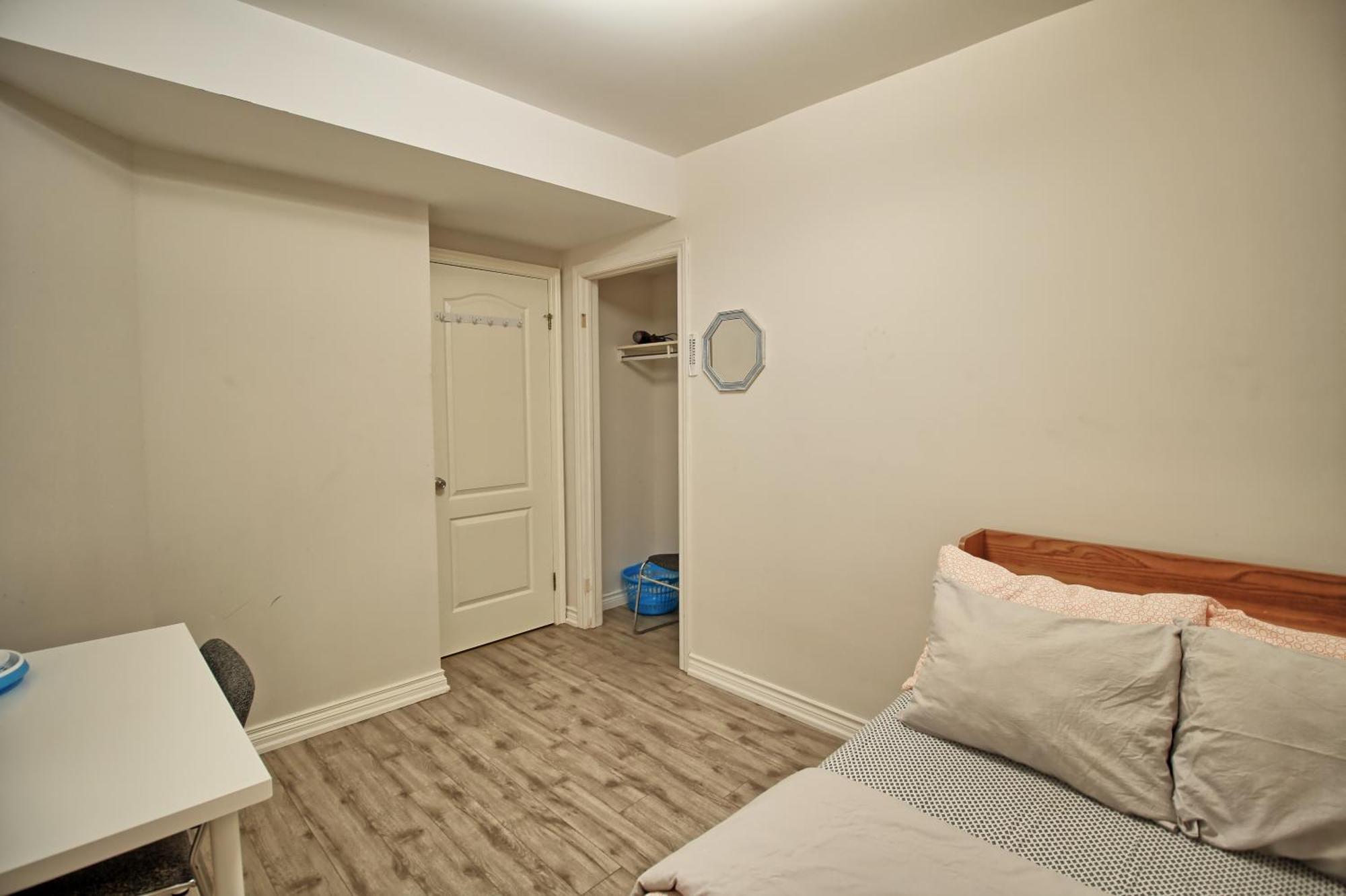 Private Bathroom And A Free Parking *