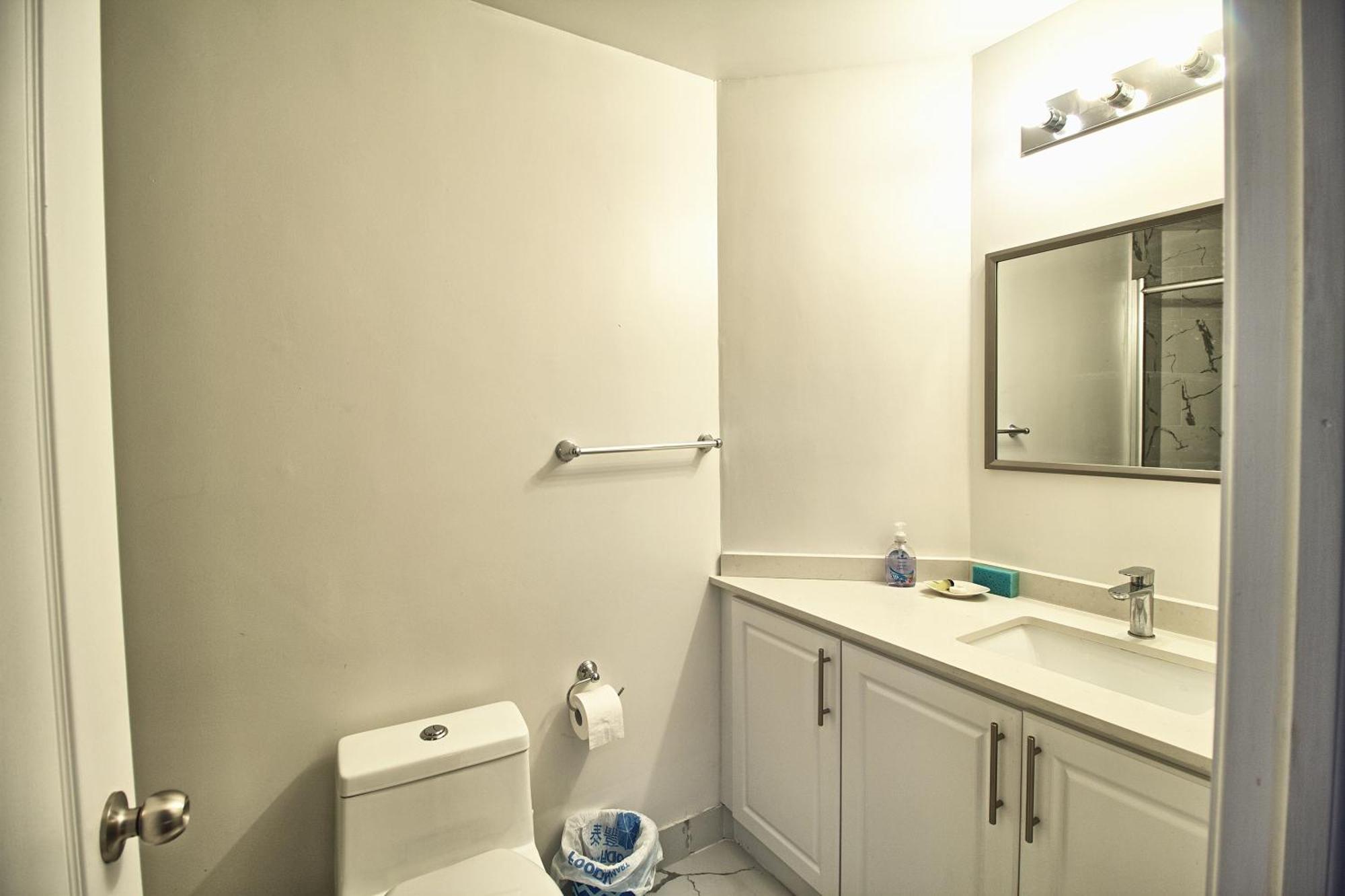 Homestay Private Bathroom And A Free Parking Vaughan